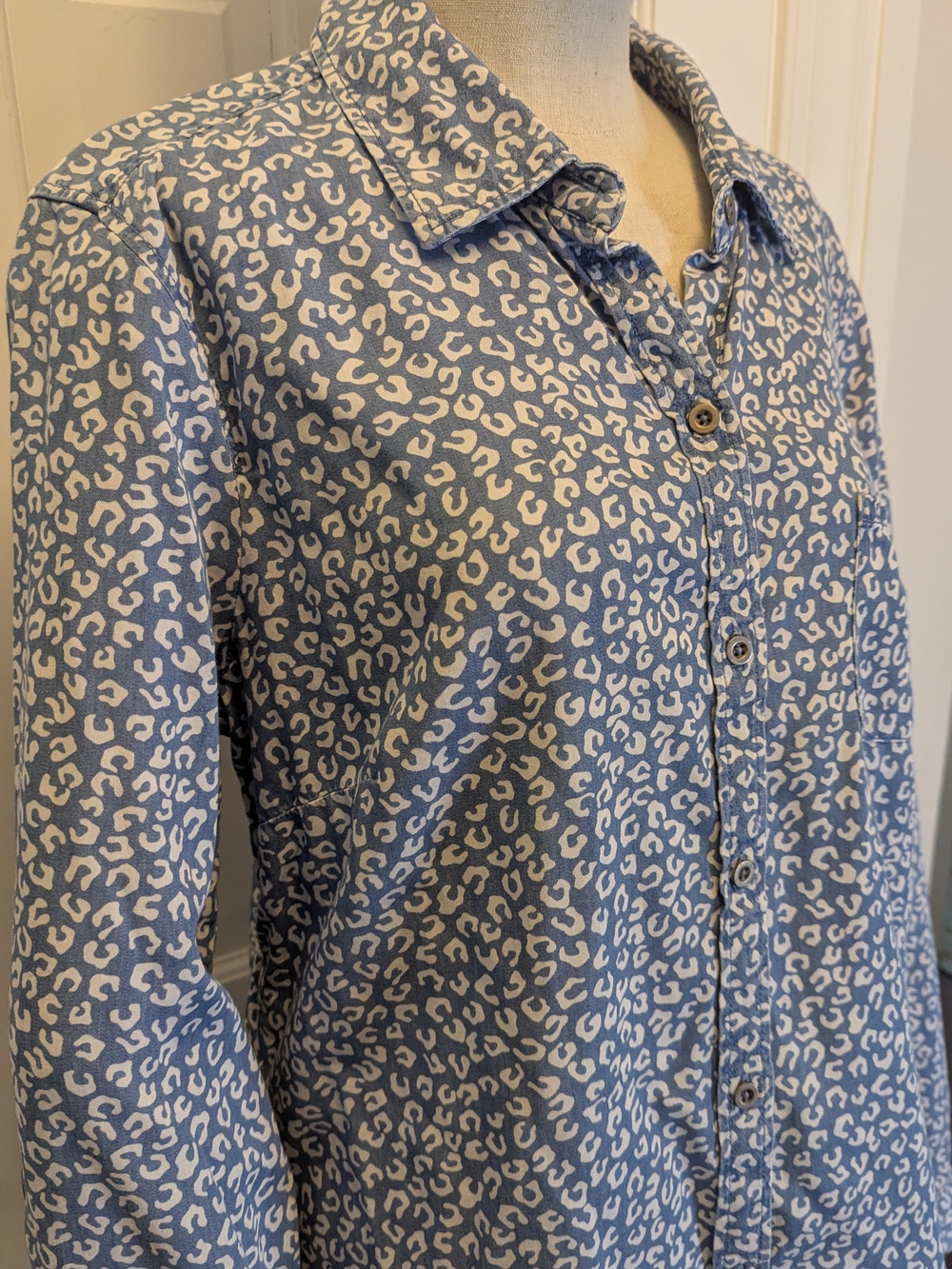 crown & ivy Blue and White Chambray Leopard Print Button-Down Shirt